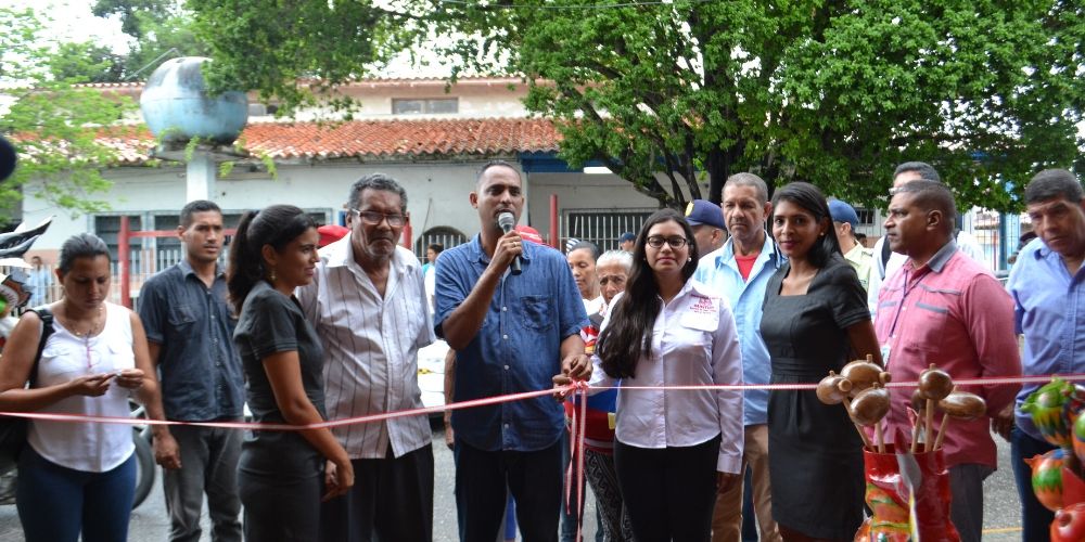 Feria artesanal de los diablos de Yare en Simón Bolívar