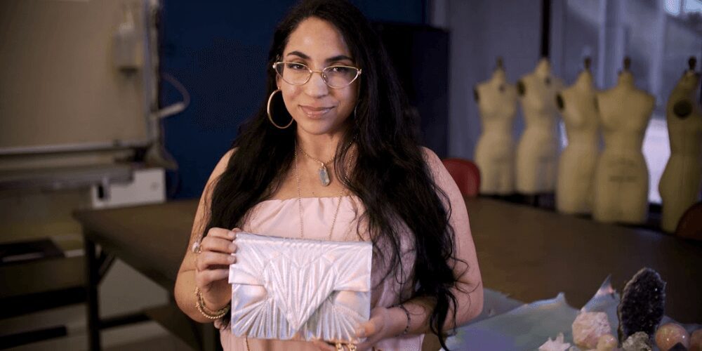 En Nueva York venezolana gana premio de diseño de bolsos
