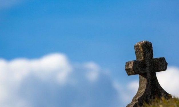 Profanan tumbas en el cementerio de Ocumare del Tuy