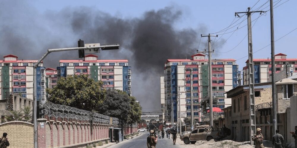 11 muertos y 65 heridos después de un ataque con coche bomba en Kabul