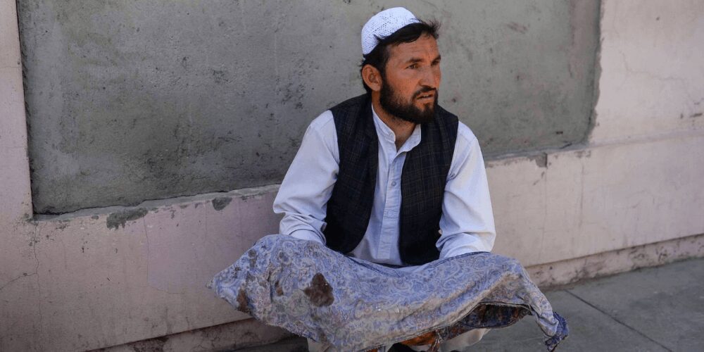😲 Afganistán: Mina mata a más de 30 personas que viajaban en un autobús 😲