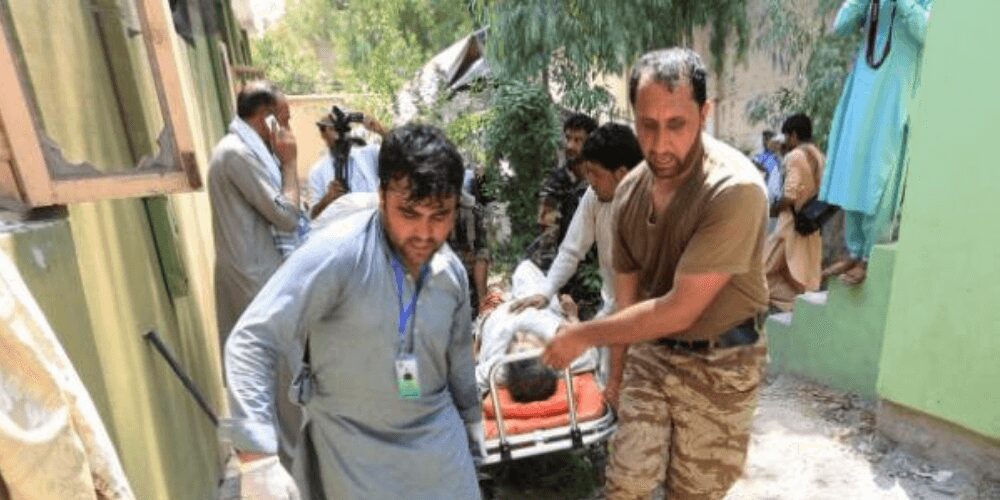 Afganistán-Mina-mata-a-más-de-30-personas-que-viajaban-en-un-autobús-explosión-movidatuy.com