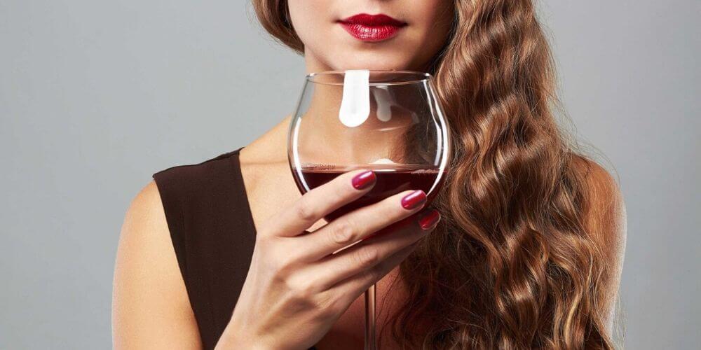 ✌ Tomar vino podría matar casi el 100% de las bacterias en los dientes ✌