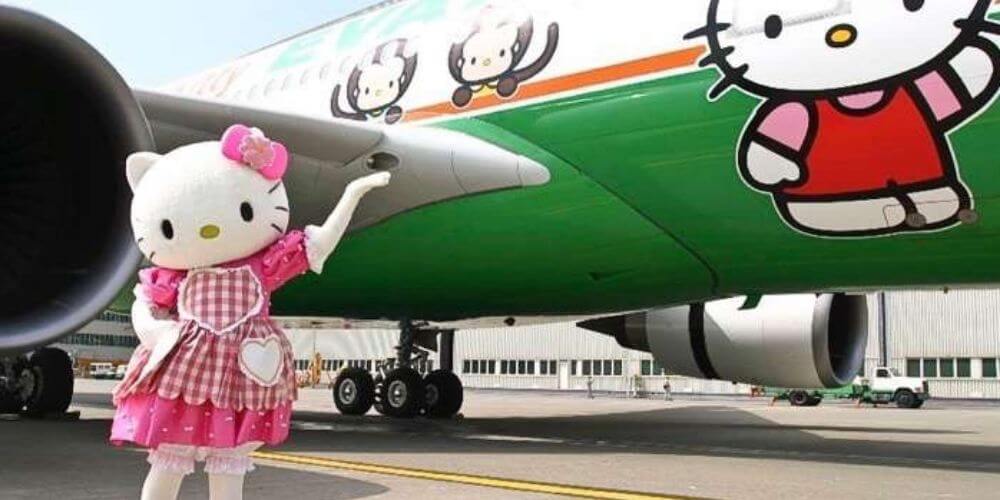 ✌ Avión inspirado en Hello Kitty para las fanáticas de este personaje ✌