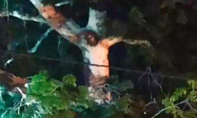 ✌ Colombianos salen de sus casas a ver cuando aparece Jesucristo ✌