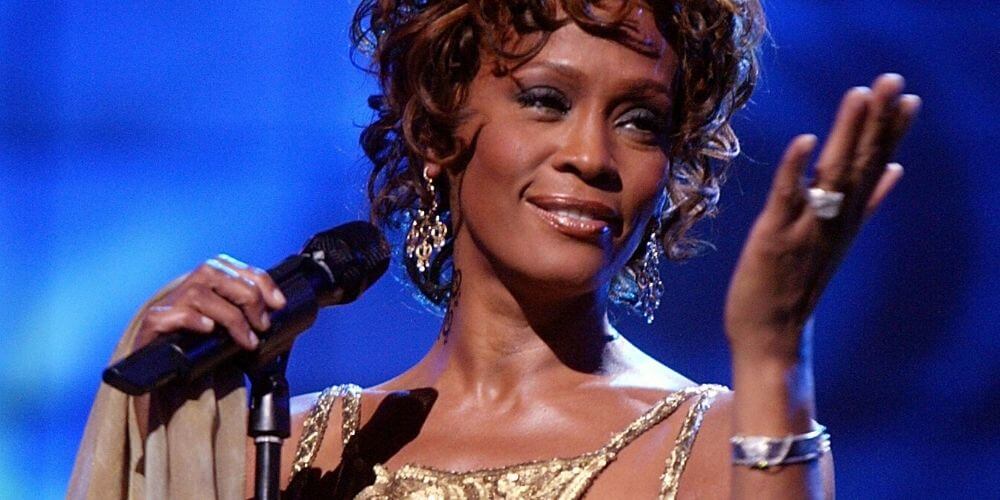 proximamente-llegaria-al-cine-un-film-de-la-vida-de-whitney-houston-biografia-historia-movidatuy.com