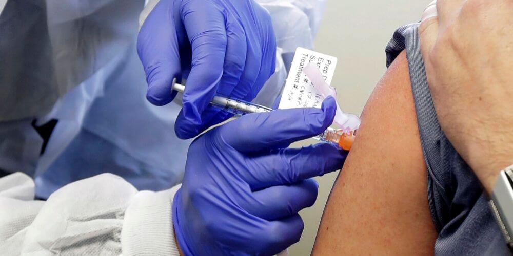 vacuna-contra-el-covid-19-brinda-confianza-a-científicos-britanicos-prueba-vacunacion-movidatuy.com