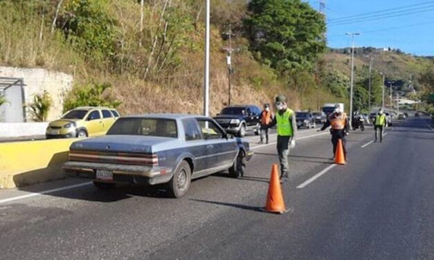 ✅ Instalan alcabalas para restringir el acceso entre municipios en Valles del Tuy ✅