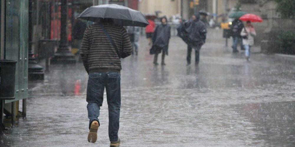 😮 Fuertes lluvias provocaron derrumbes, inundaciones y apagones en Miranda 😮
