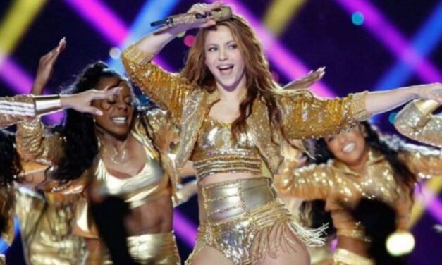 ✌ Shakira pone en subasta el atuendo que lució en el Súper Bowl 2020 ✌