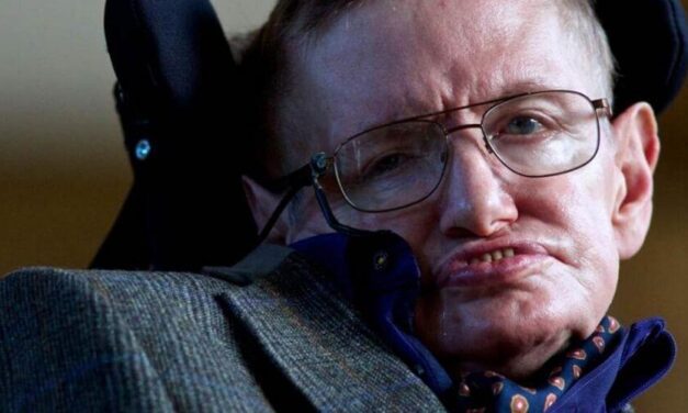 ✅ Stephen Hawking hizo la advertencia, aquí tenemos al virus ✅