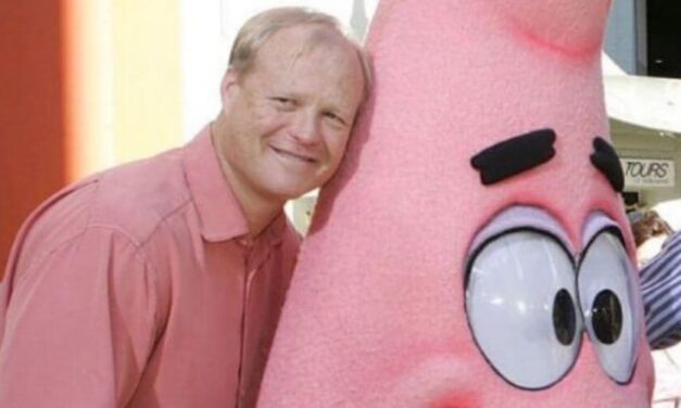 ✌ Bill Fagerbakke, la voz de Patricio Estrella es igual a su personaje ✌