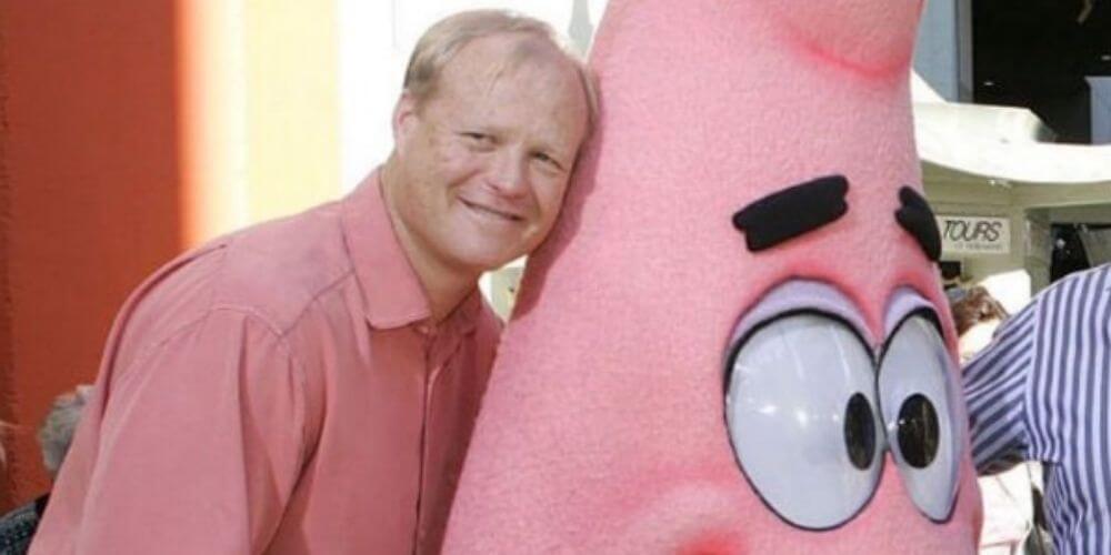 ✌ Bill Fagerbakke, la voz de Patricio Estrella es igual a su personaje ✌