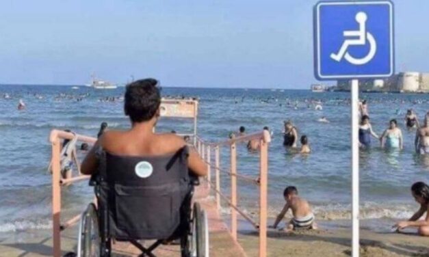 ✌ Diseñan rampa especial para personas con discapacidad en playa de Turquía ✌