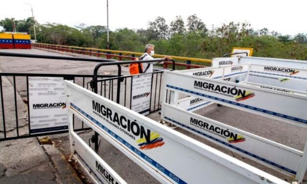 ✅ Colombia mantendrá cerradas sus fronteras con Venezuela hasta enero de 2021 ✅