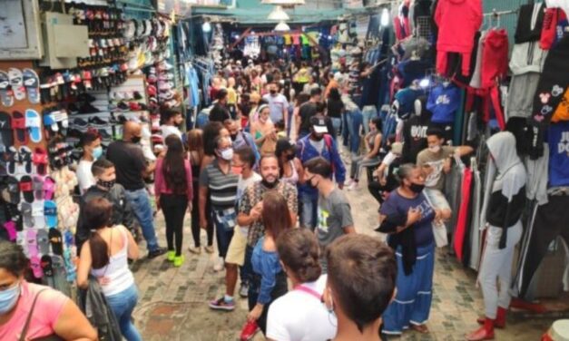 😮 Rebasados están los mercados de la Hoyada y Cruz Verde tras flexibilización navideña 😮