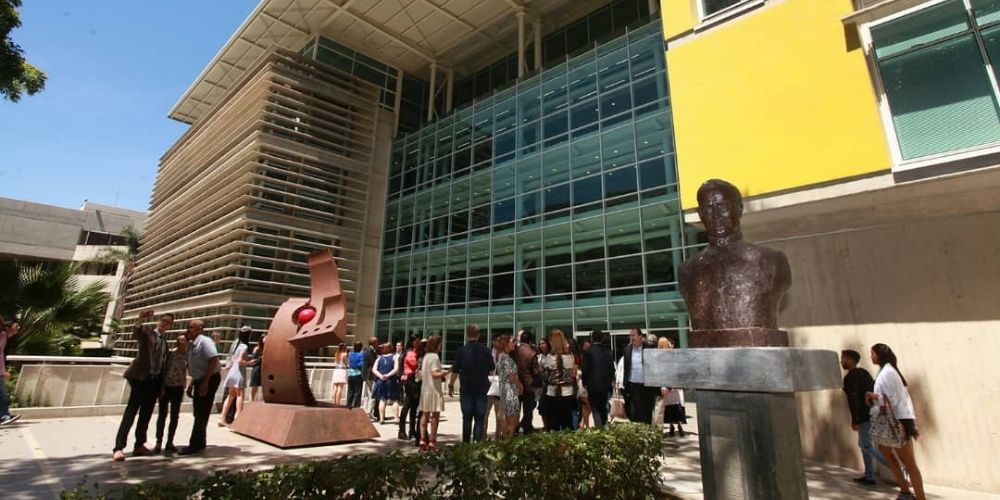 ✅ Maduro ordenó a universidades privadas congelar los precios de sus matrículas ✅