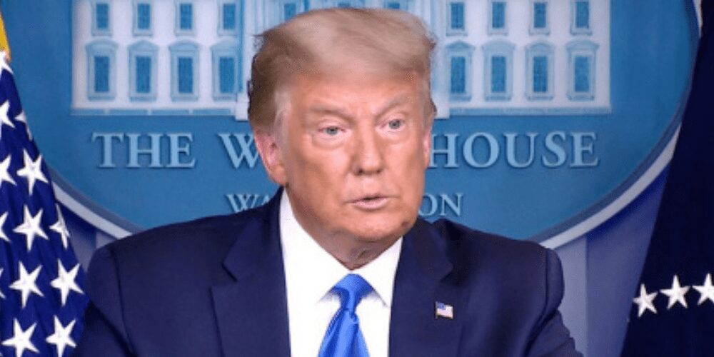 Trump: cambia su panorama, reprocha el asalto al Capitolio y acepta el final de su mandato