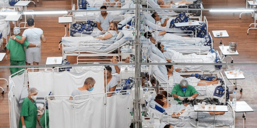 En-Brasil-por-primera-vez-se-superan-los-3.000-muertos-por-coronavirus-Brasil-virus-movidatuy.com