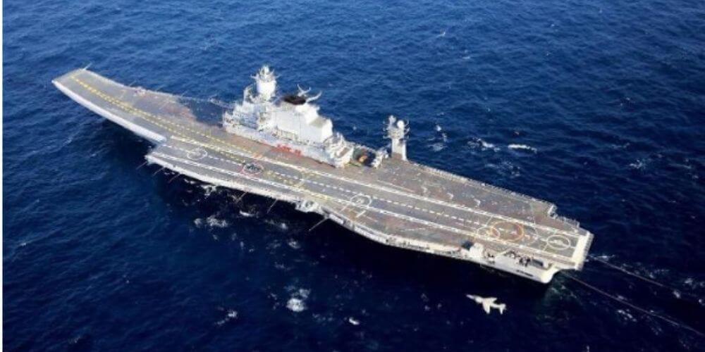 ✌️ En India por primera vez, despliega a cuatro mujeres en buques de guerra navales ✌️