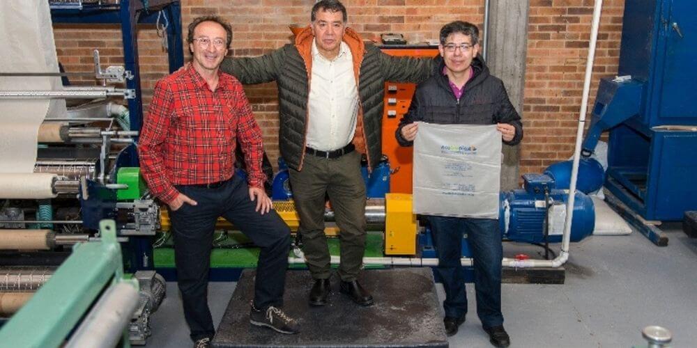 ✌️ Ecología: Crean en Colombia una bolsa fabricada a base de yuca ✌️