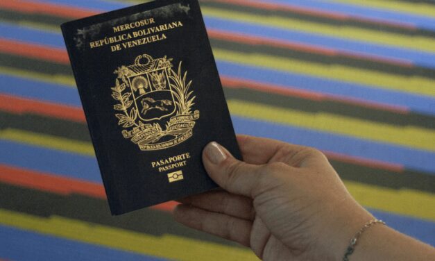 El pasaporte de Venezuela es el segundo más caro de América