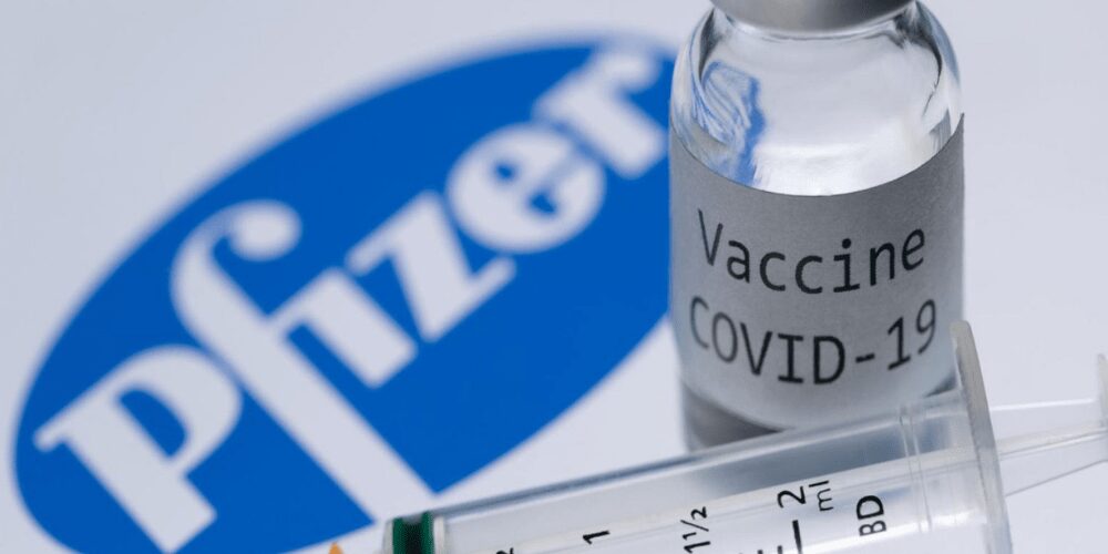 Estados-Unidos-autoriza-la-colocación-de-la-vacuna-Pfizer-vacuna-Pfizer-movidatuy.com