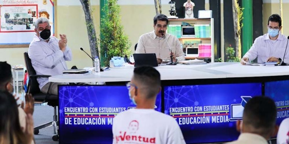 ✅ Presidente Maduro espera regreso a clases presenciales en octubre ✅