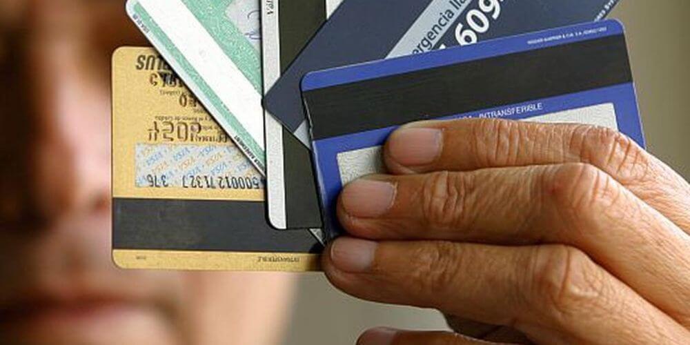 ✅ Requisitos para sacar una tarjeta de crédito en Colombia ✅