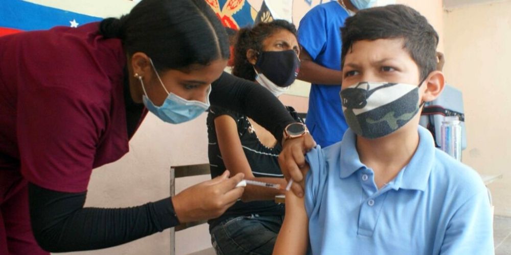 ✅ Avanzan jornadas de vacunación estudiantil en los Valles del Tuy ✅