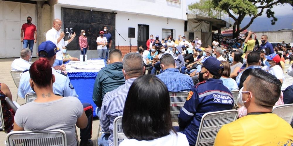 ✅ Gobernador de Miranda gestiona con Hidrocapital mejoras del servicio de agua ✅