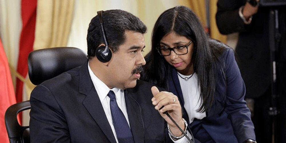 gobierno-nacional-anuncia-reduccion-del-anclaje-legal-bancario-y-activacion-del-credito-productivo-Nicolás-Maduro-economía-movidatuy.com