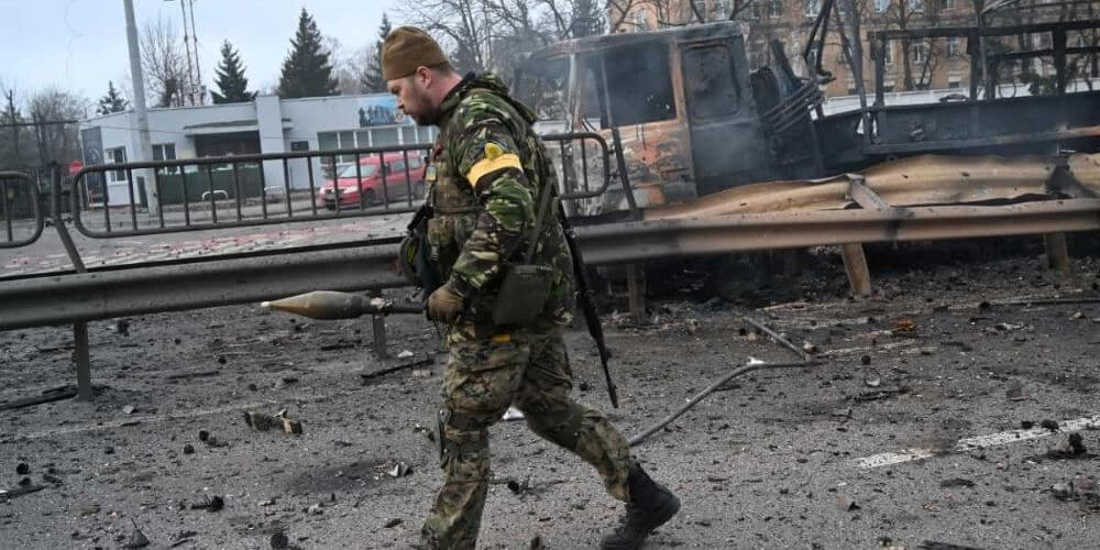 ucrania-afirma-haber-matado-a-mas-12000-militares-rusos-y-repele-la-ofensiva-en-kiev-guerra-en-ucrania-movidatuy.com