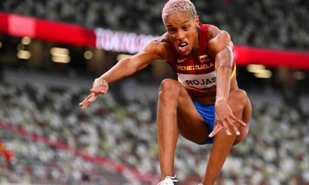 ✅ Yulimar Rojas conquista la corona con récord mundial ✅