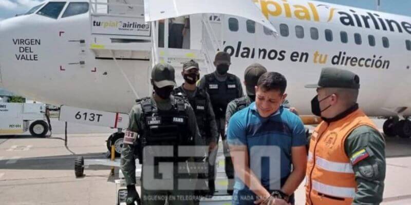 hombre-detenido-por-la-guardia-nacional-presunta-agresion-a-la-tripulacion-vuelo-internacional-valencia-panama
