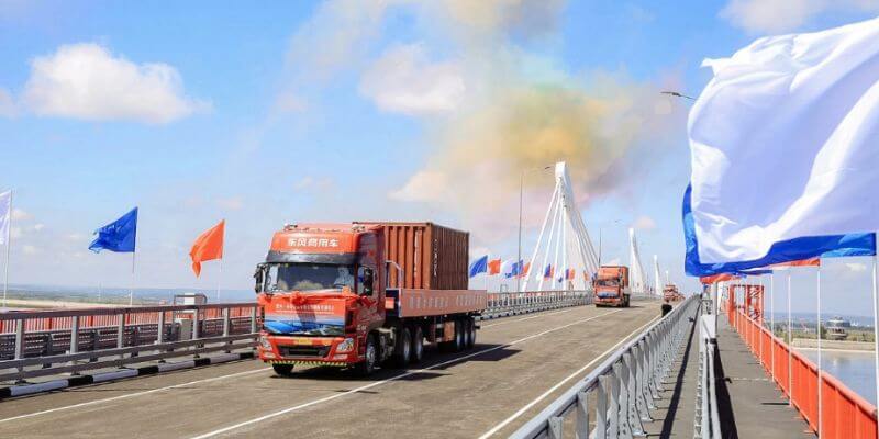 rusia-y-china-inauguraron-primer-puente-de-carretera-entre-ambos-paises