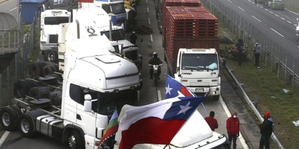 camioneros-chilenos-levantaron-el-paro-de-transporte-de-carga