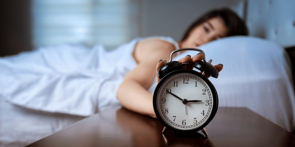 5 cosas que debes evitar antes de irte a dormir para reducir el insomnio