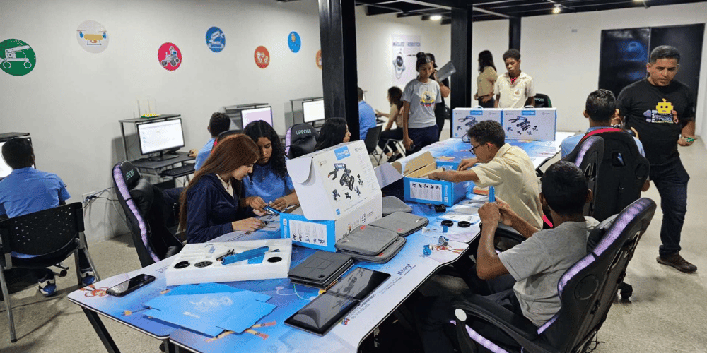 Inauguran primer Laboratorio de Robótica Educativa en los Valles del Tuy