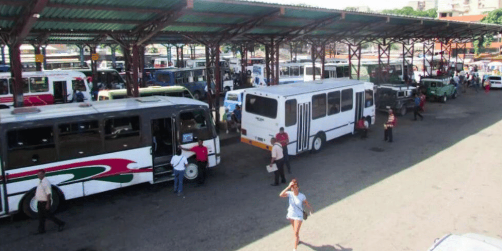 Usuarios denuncian aumento de pasaje inconsulto desde Valles del Tuy a Caracas