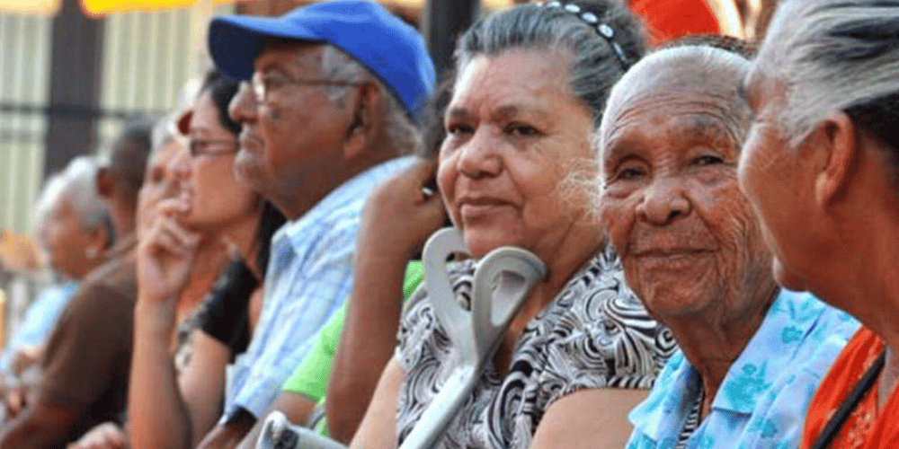 inscribirse-en-Gran-Mision-Abuelos-y-Abuelas-de-la-Patria-en-Venezuela-ancianos-movidatuy.com