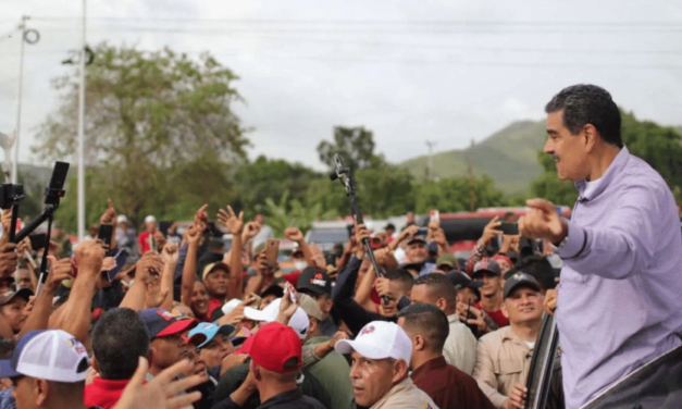 Presidente Maduro visitó y recorrió zonas afectadas de Cumanacoa