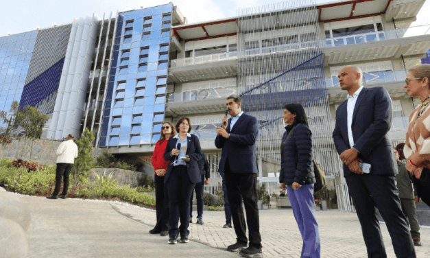 Inauguran Universidad para las Ciencias Dr. Humberto Fernández Morán en Miranda