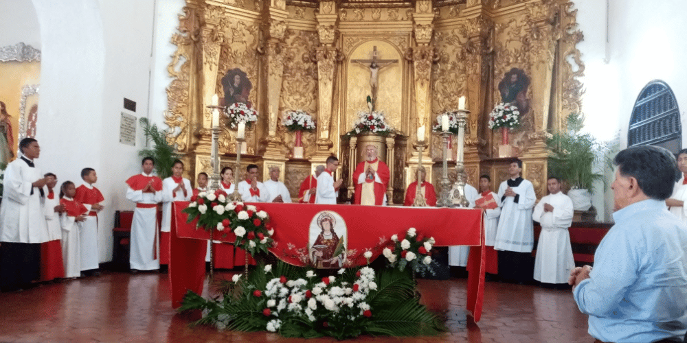 lucitenos-conmemoran-403-anos-de-la-patrona-de-santa-lucia-regionales-movidatuy.com