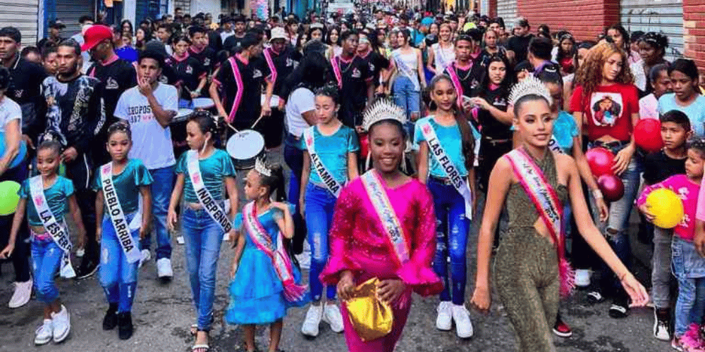 mas-de-10-mil-personas-dieron-inicio-al-carnaval-en-santa-teresa-del-tuy-regionales-movidatuy.com