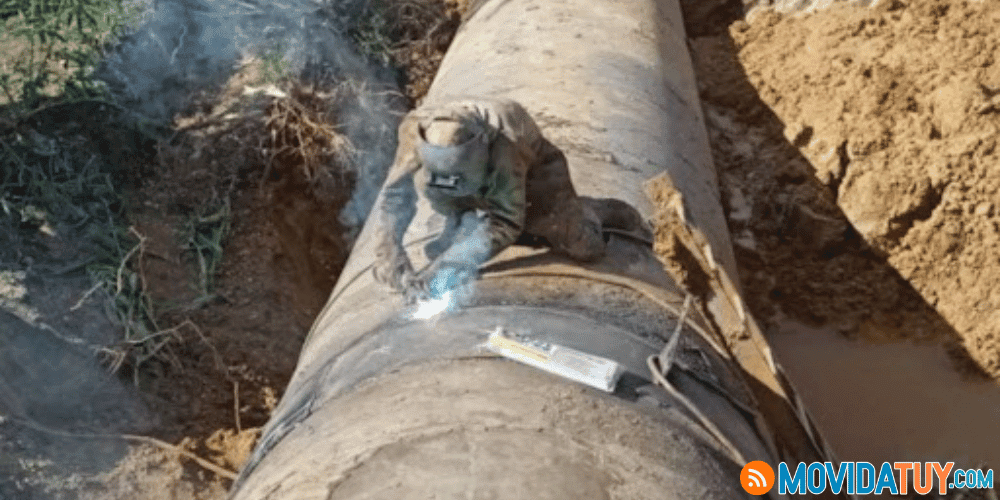 Restablecen servicio de agua en Charallave tras reparar tubería del sistema Tuy III