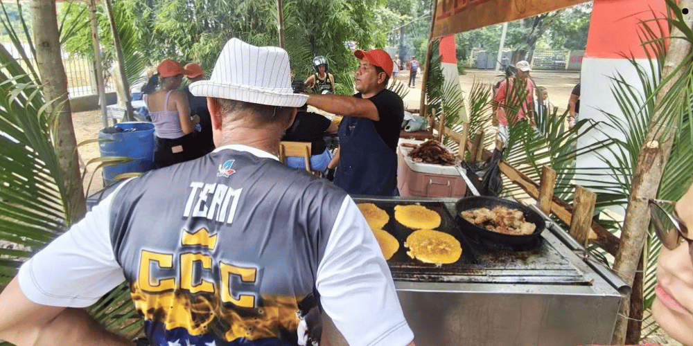 Feria de la Cachapa en Miranda: Degustación de cachapas gigantes y platos típicos venezolanos